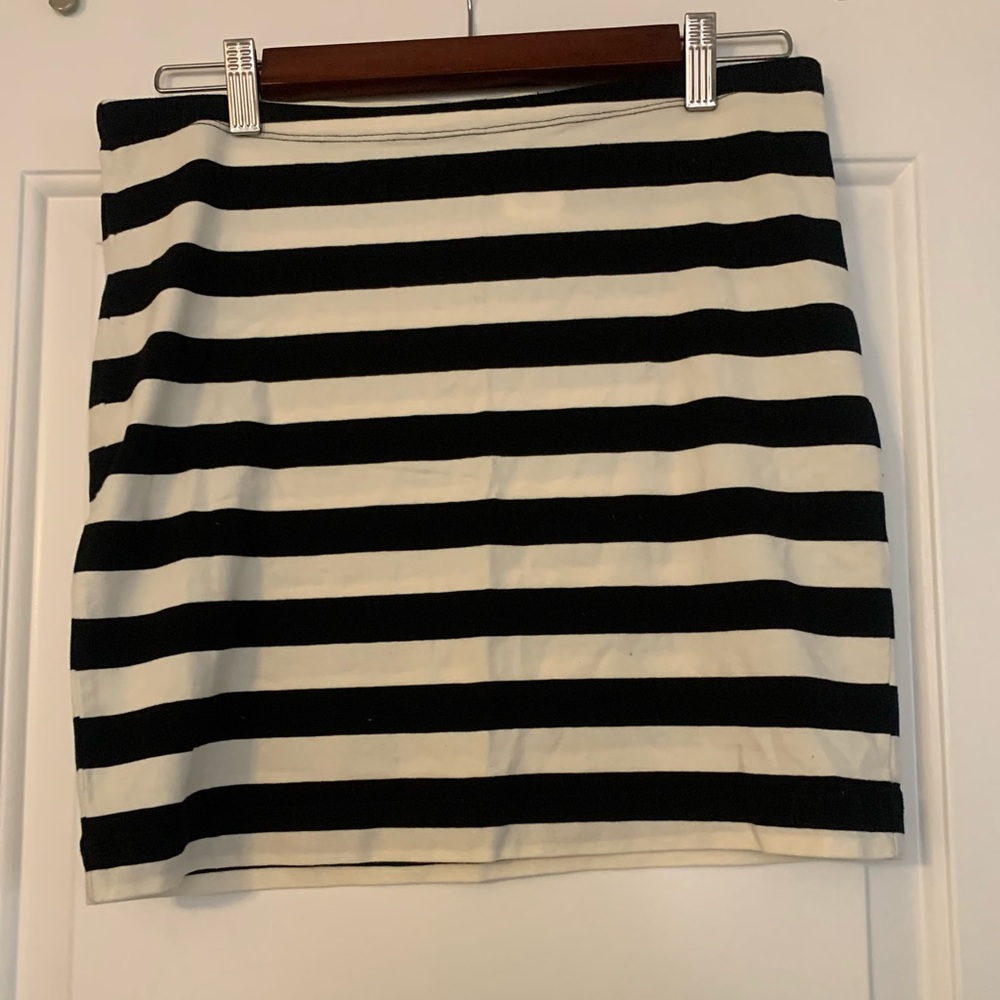 lightweight mini skirt from H&M